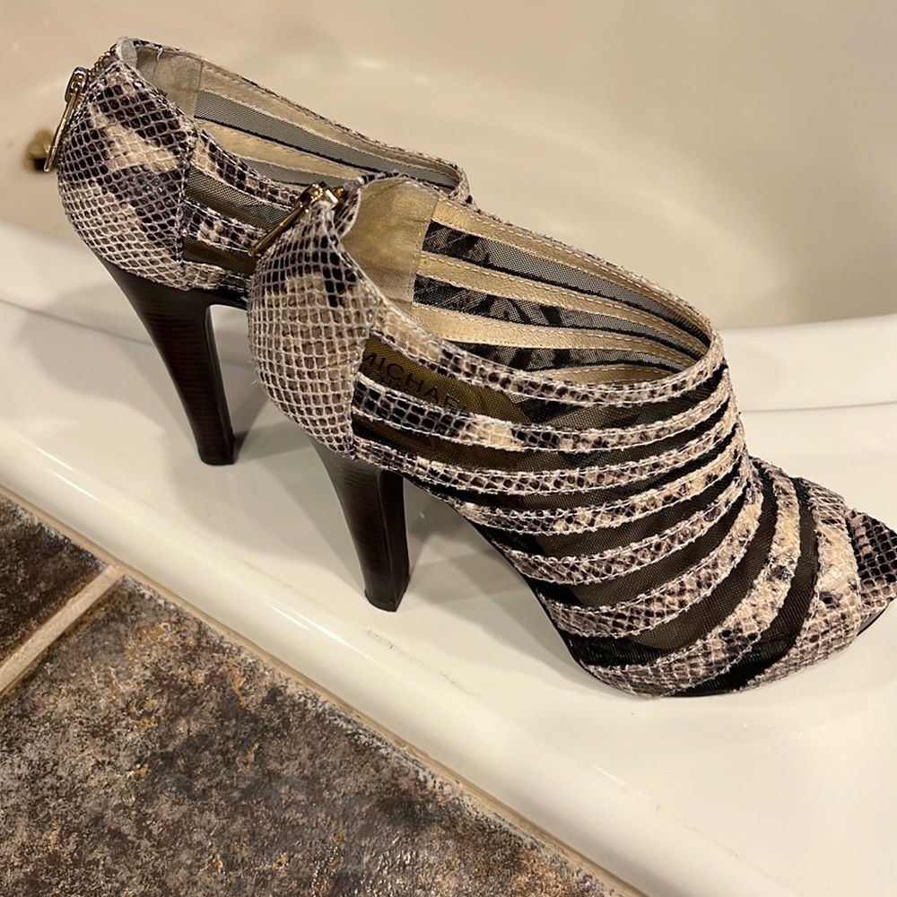 Michael Kors platform open toe heel